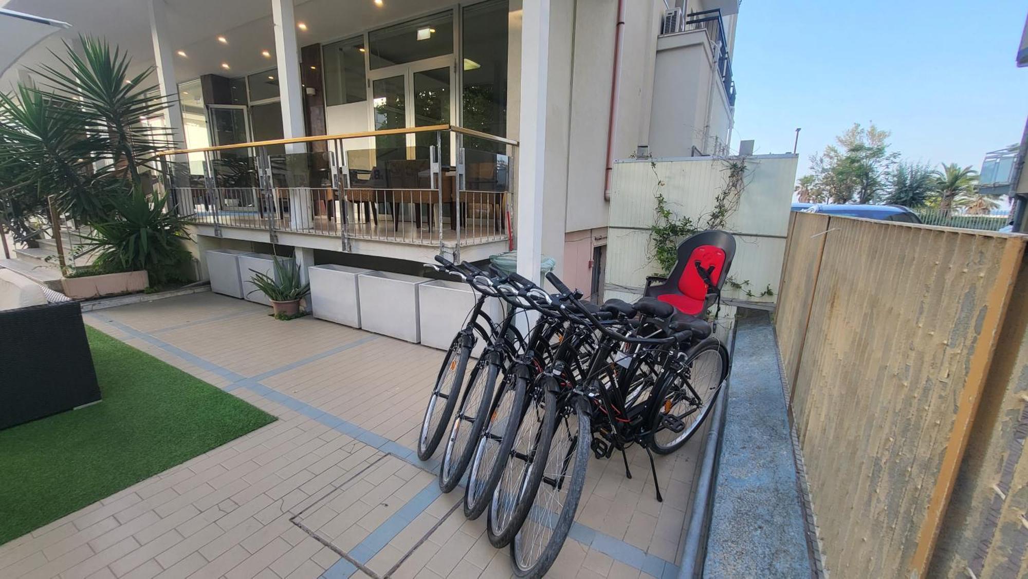Hotel Giannini Rimini Esterno foto