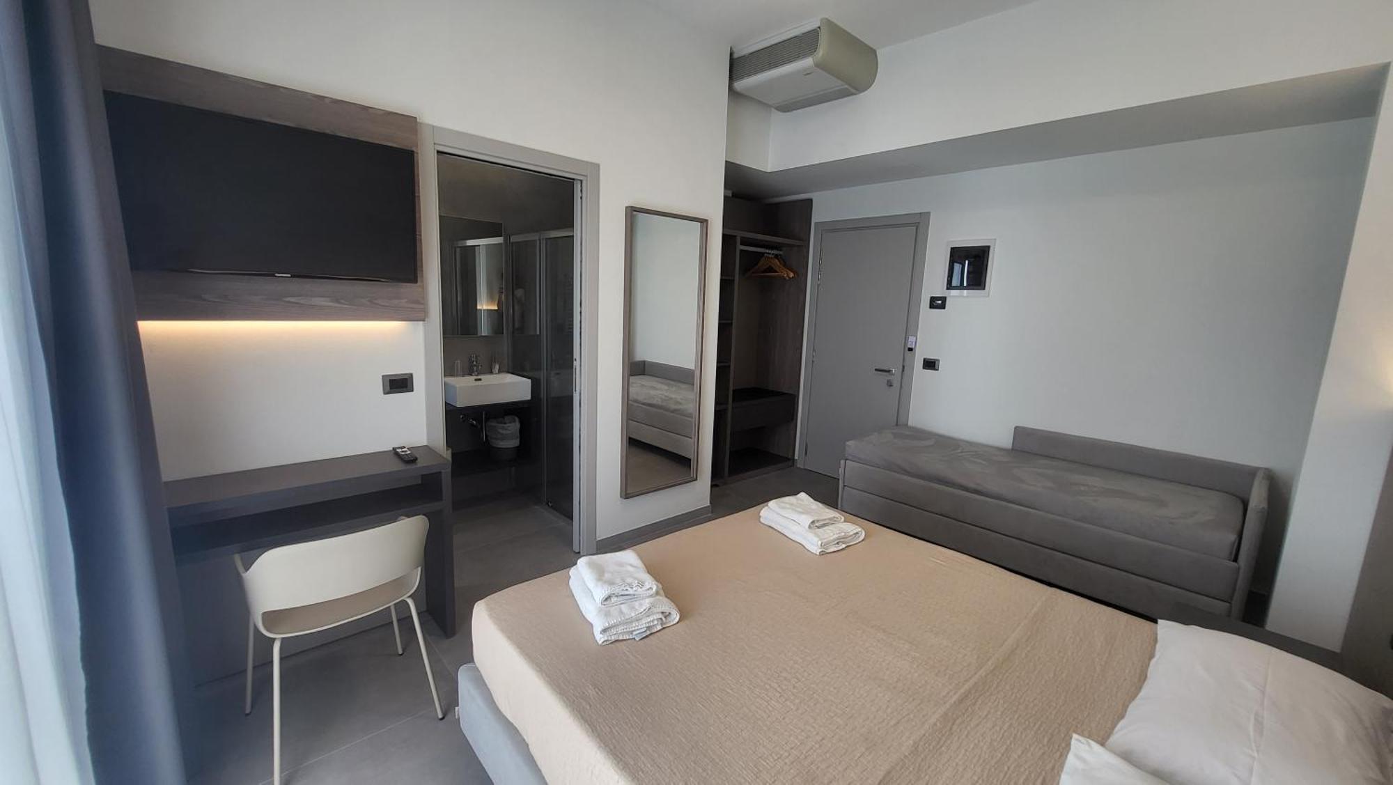 Hotel Giannini Rimini Camera foto