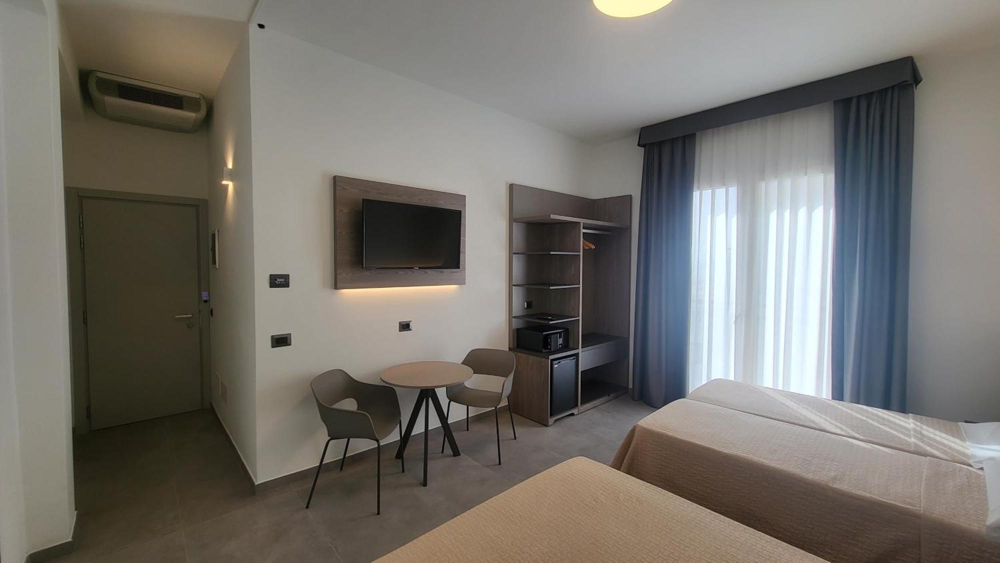 Hotel Giannini Rimini Camera foto