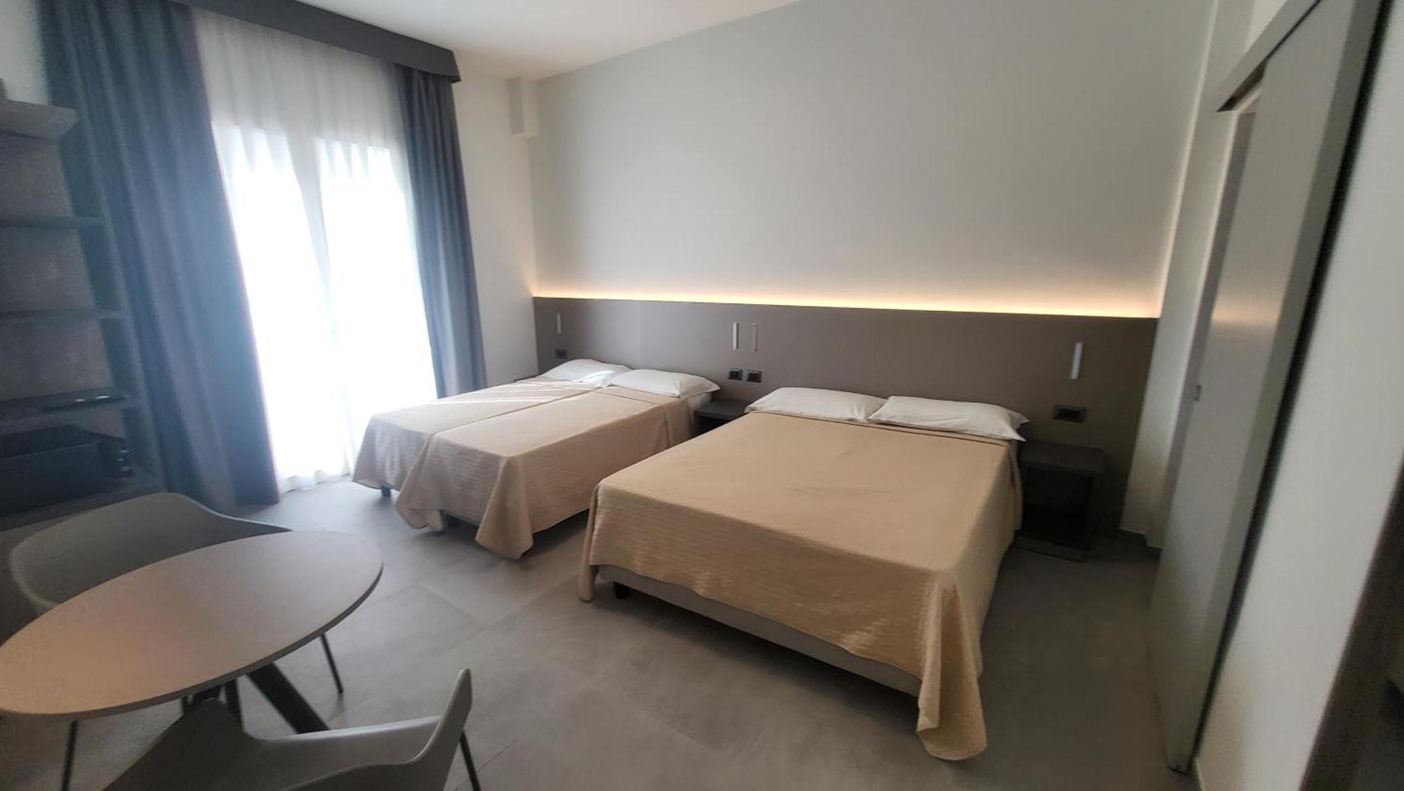 Hotel Giannini Rimini Camera foto